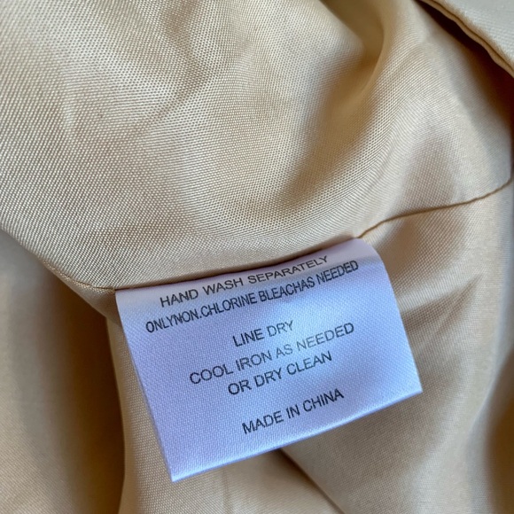 NWT LT LanTing Bride Champagne Sleeveless Scoop Neck Blouse-Lined- Flowy-Size 18 - Picture 6 of 6